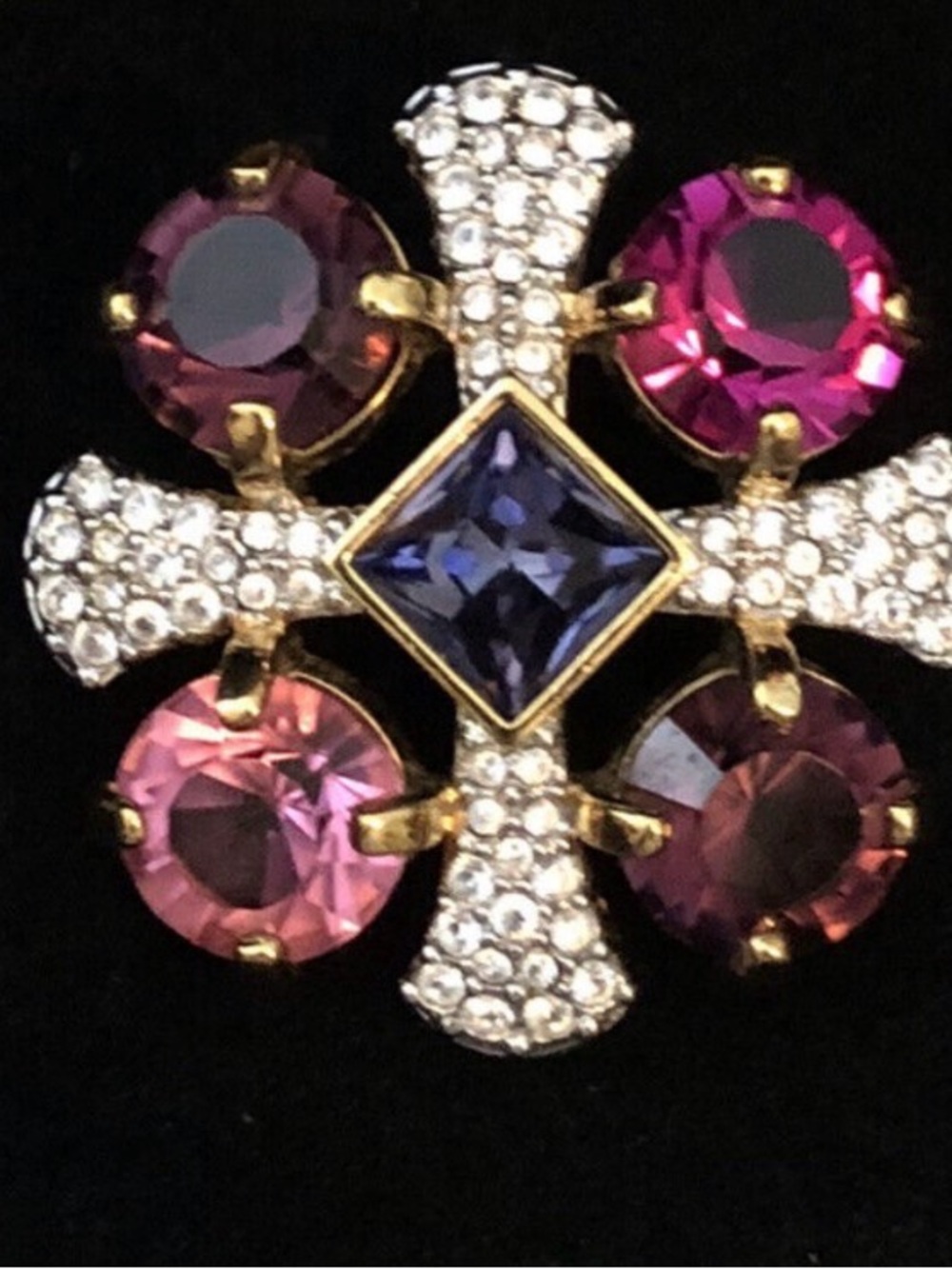 SWAROVSKI VINTAGE SIGNATURE HTF MALTESE CROSS BROOCH PIN